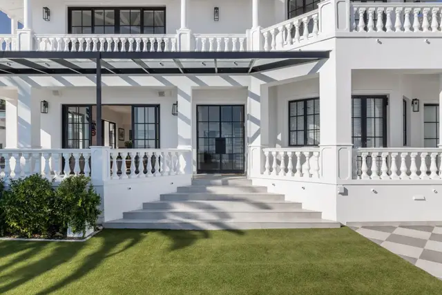 6 Bedroom House to Rent in Camps Bay, photo 5 of 24